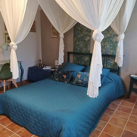 Une Chambre En Provence Correns Exterior photo