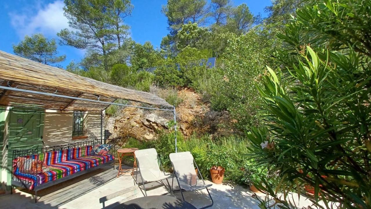 Une Chambre En Provence Correns Exterior photo